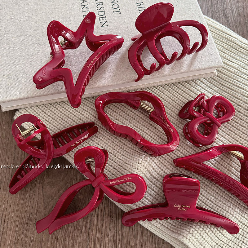 ใหม่ปีสีแดงคลิปหนีบผมตัวใหญ่กิ - Resin Art Alphabet บทวิจารณ์และราคา