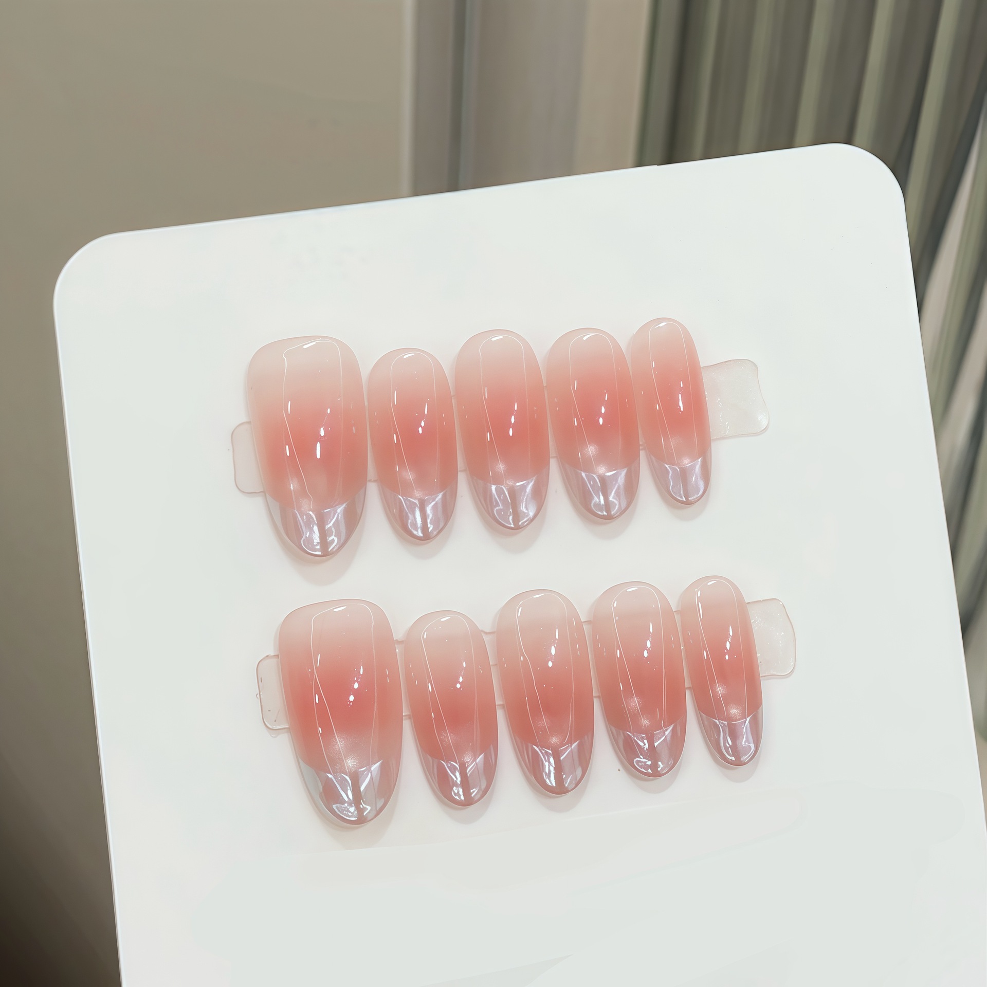 เล็บปลอมรูปวงรีแบบกดติด 10 ชิ้ - Resin Art Ideas บทวิจารณ์และราคา